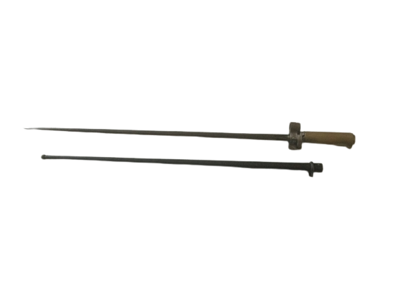 Lebel M1886-15 Bajonett "Rosalie" mit Vierkantklinge und einem Messinggriff