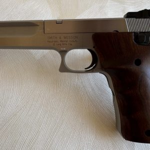 Smith & Wesson Pistole Mod. 2206TGT – Kaliber .22 LR