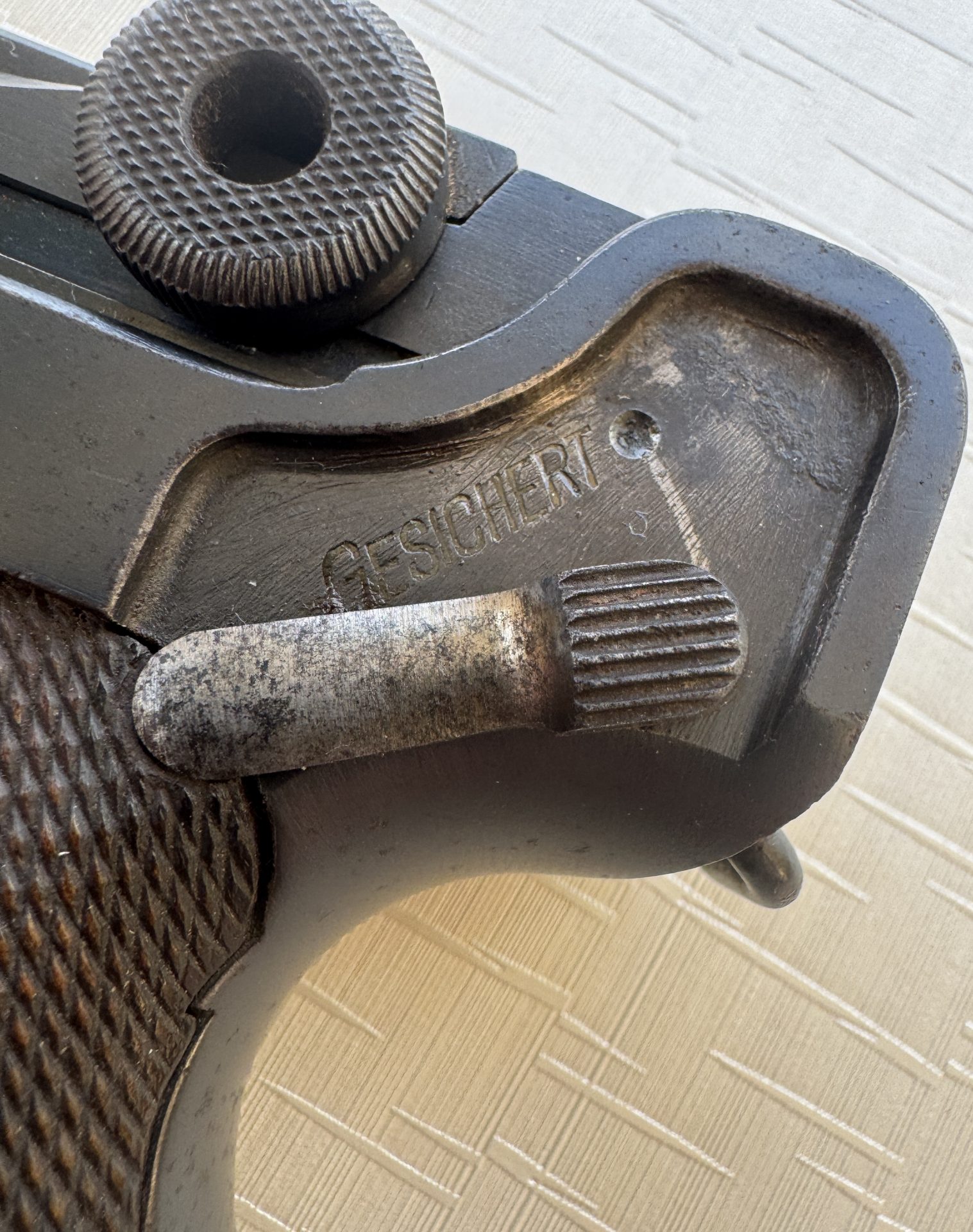 Luger P.08 (DWM 1916) Nummerngleiches Komplettset: Pistole, Magazin und Lederholste – Bild 16