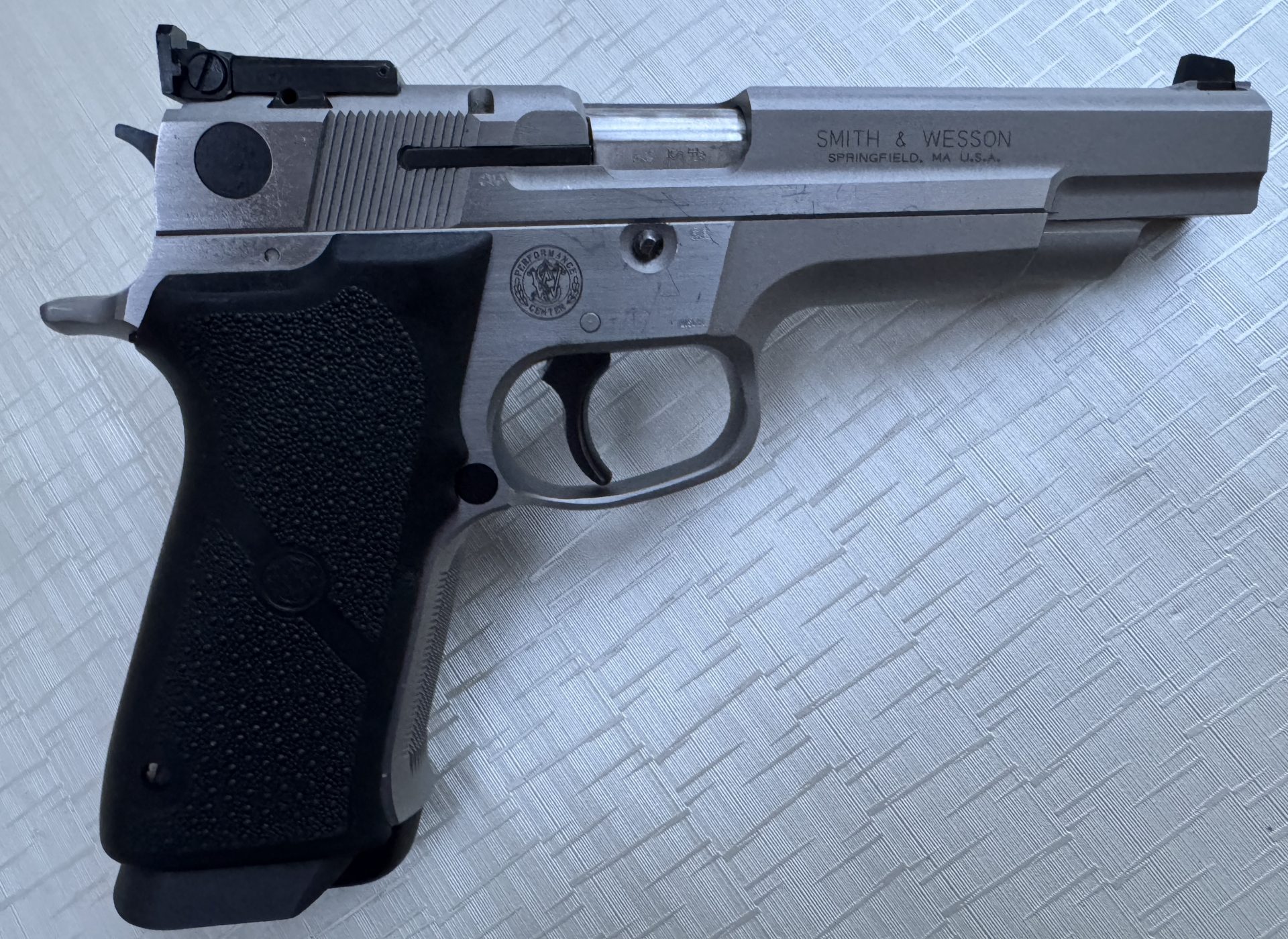Pistole Smith & Wesson Target Champion, Kaliber 9 mm Luger – Bild 2