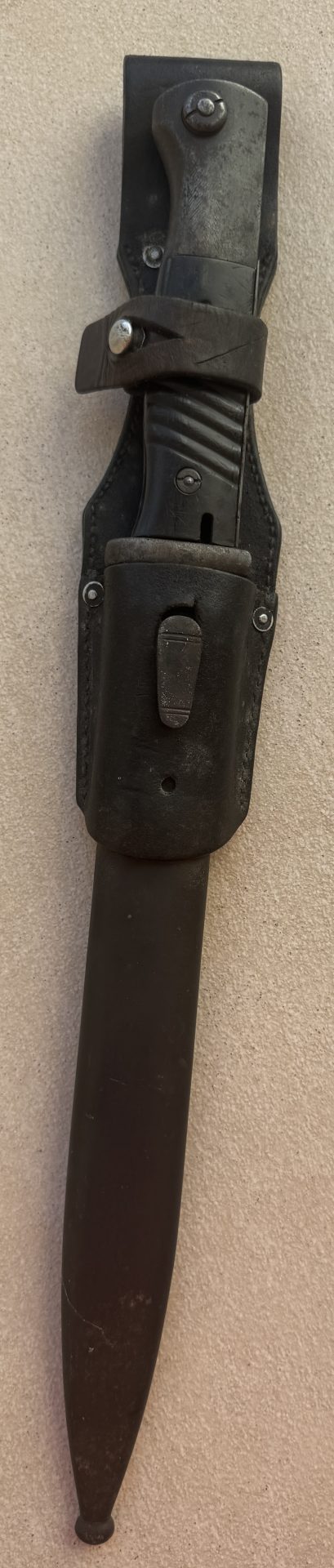 Bajonett / Seitengewehr K98 mit Koppelschuh – Bakelitgriffschalen – Sehr guter Originalzustand