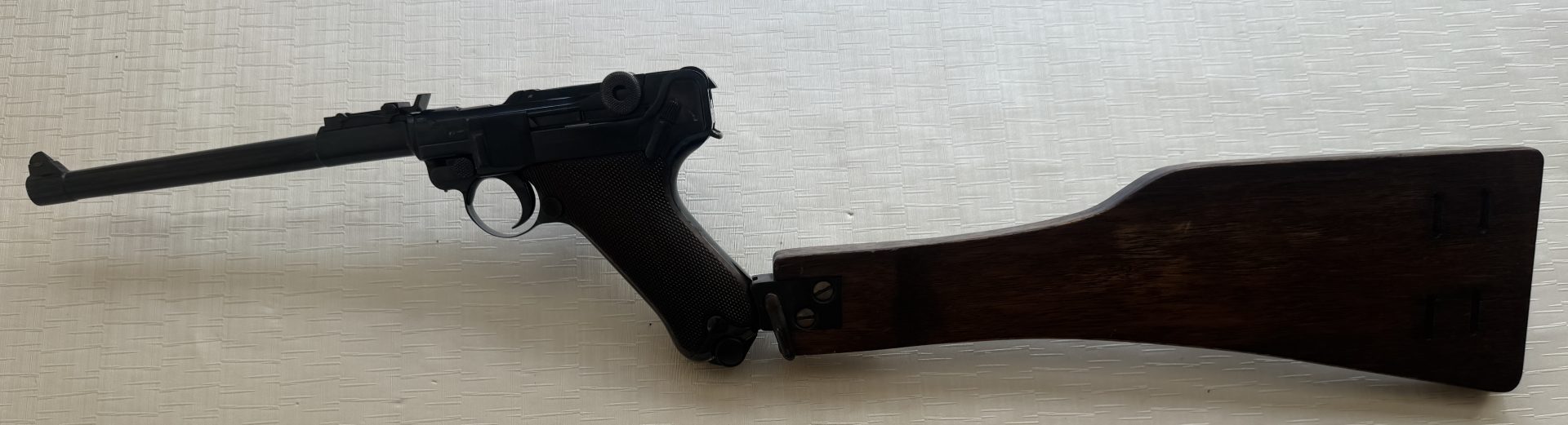 DWM P08 Artillerie – Lange Pistole 08 Modell 1915 mit Anschlagschaft
